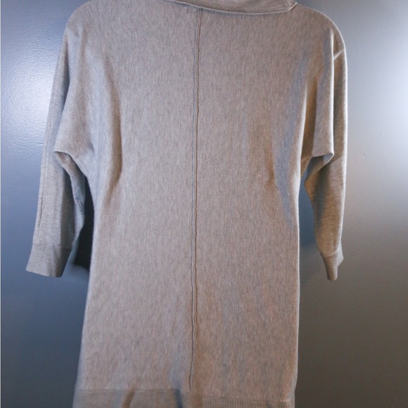 Chelsea & Theodore 1X Light Gray Cowl Neck Tunic Sweater | Plus Size Knit Top - Picture 5 of 9